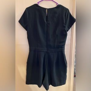 Short sleeve romper with pockets